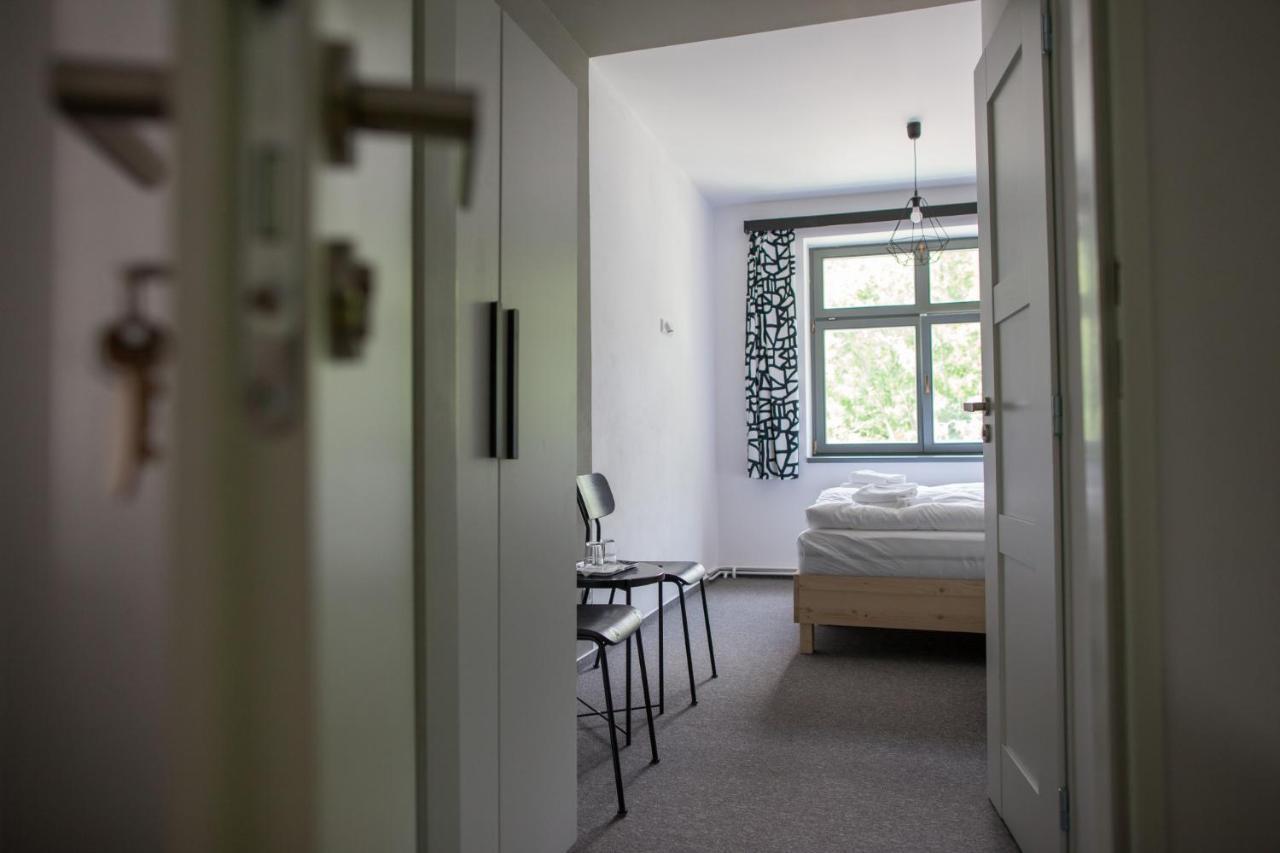 Hotel Spalov Семіли Екстер'єр фото